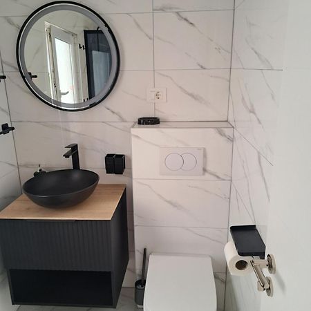 Studio Tommy 2 Rovinj Bagian luar foto